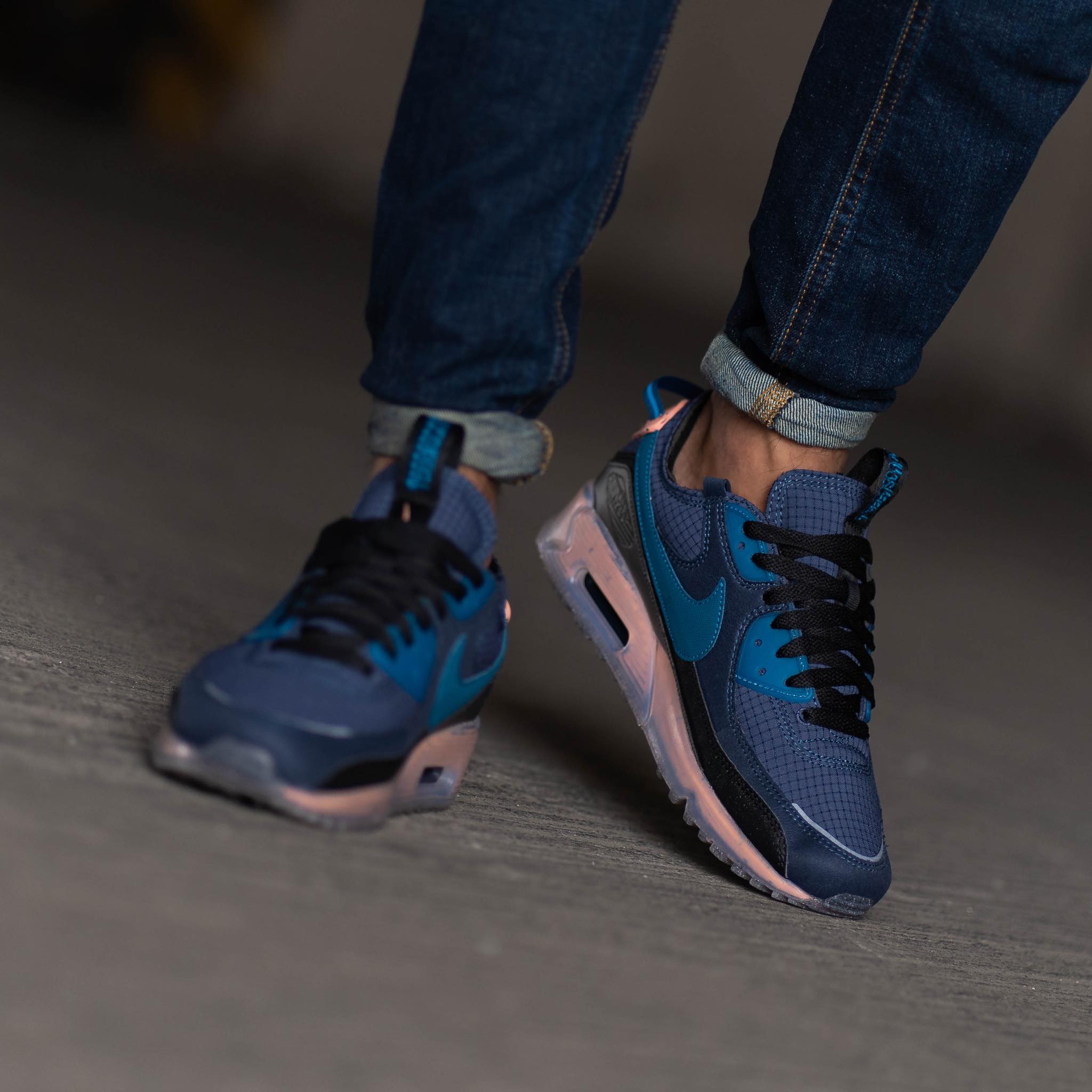 nike air max 90 terrascape obsidian