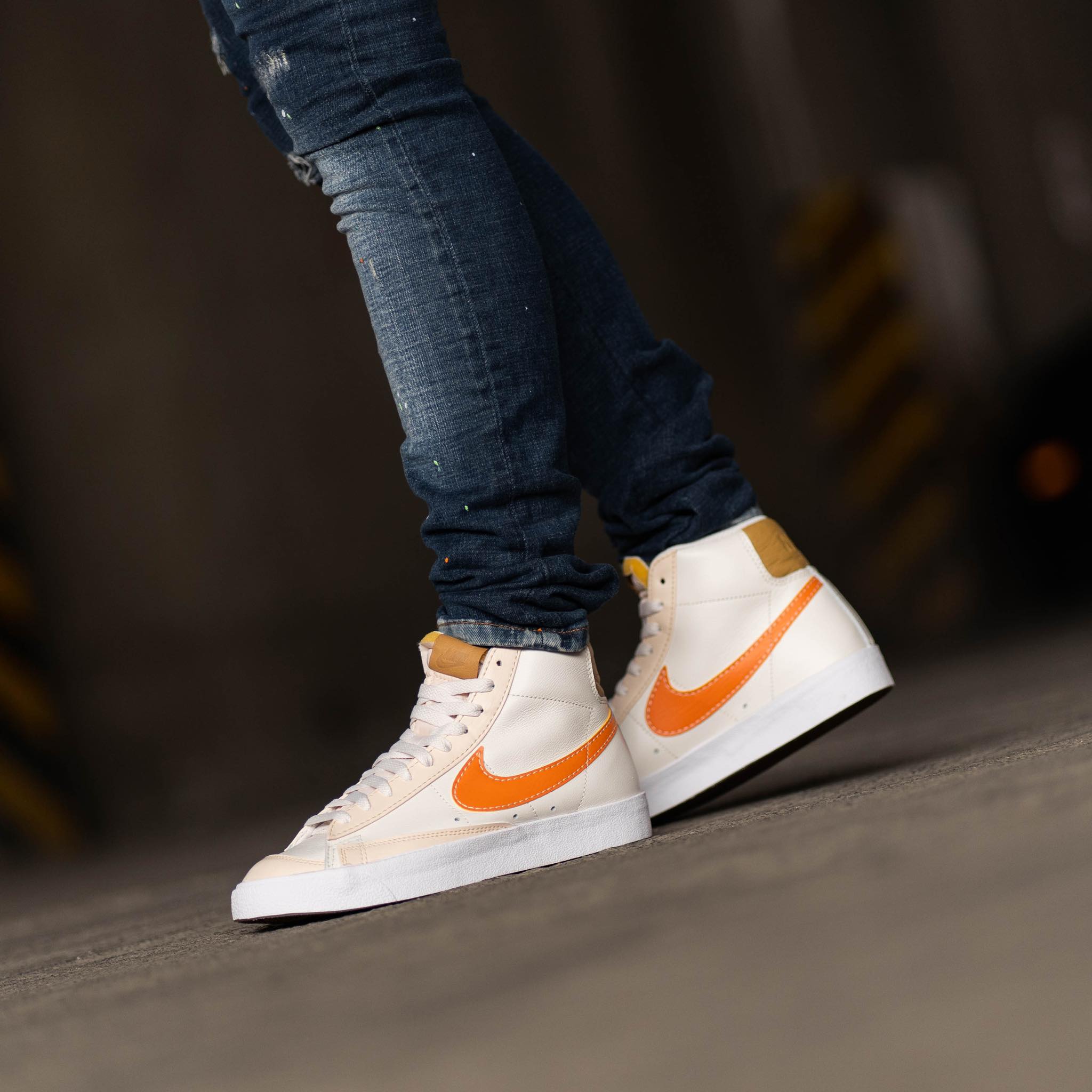 Soul -NIKE BLAZER MID EMB PHANTOM/HOT CURRY