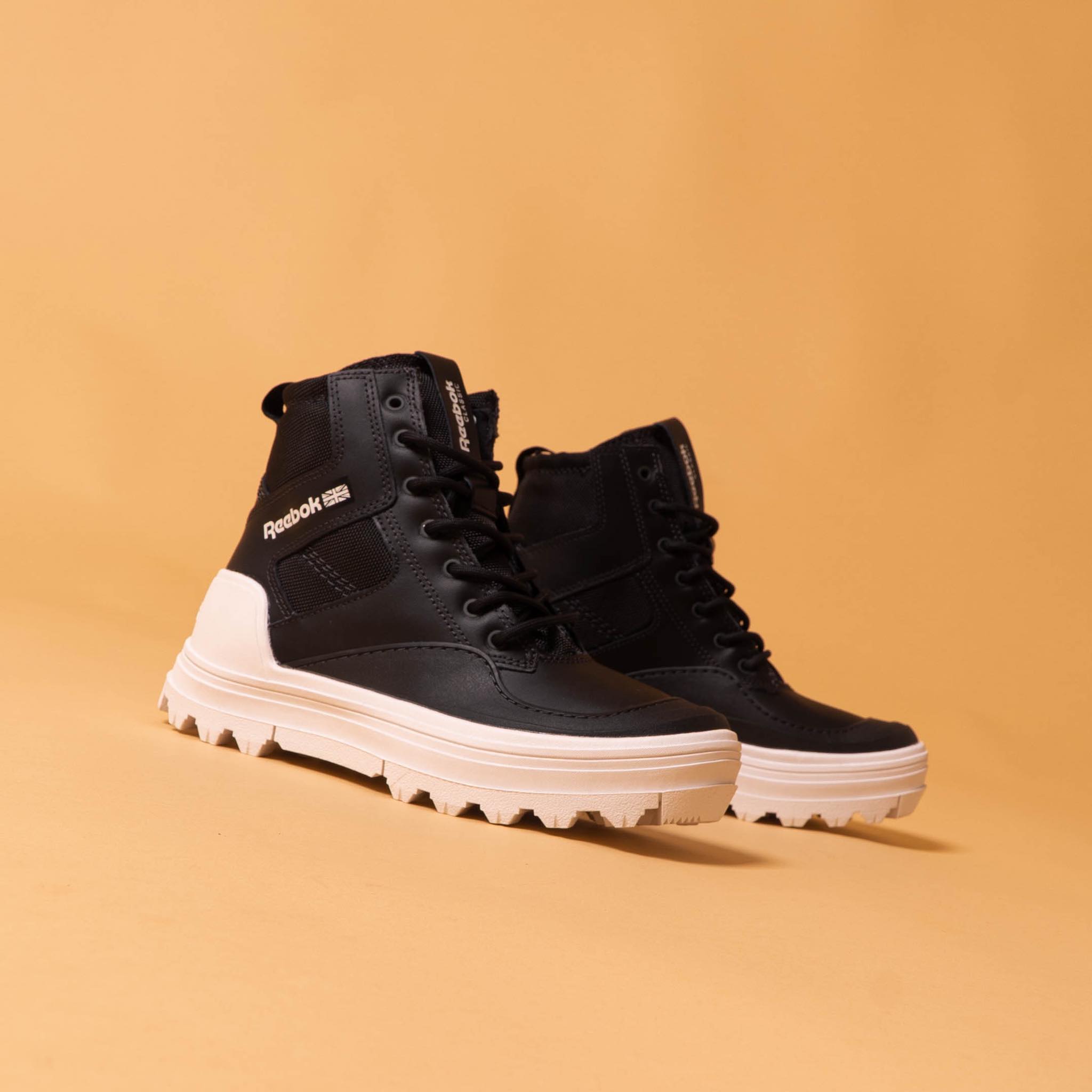 Soul - NIKE NSW REACT 55 PRM BLK